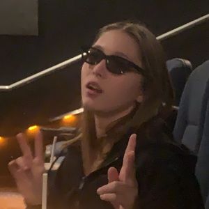 Meet your Posher, Catherine